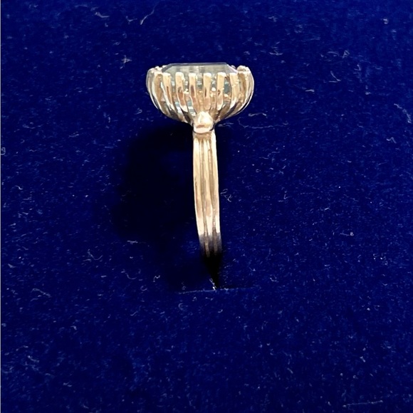 Sky blue topaz. Sterling Silver. Unique style setting. Size 7.5. - Picture 3 of 5